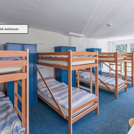 Hostel Inn Lodge Celerina/Schlarigna Zewnętrze zdjęcie