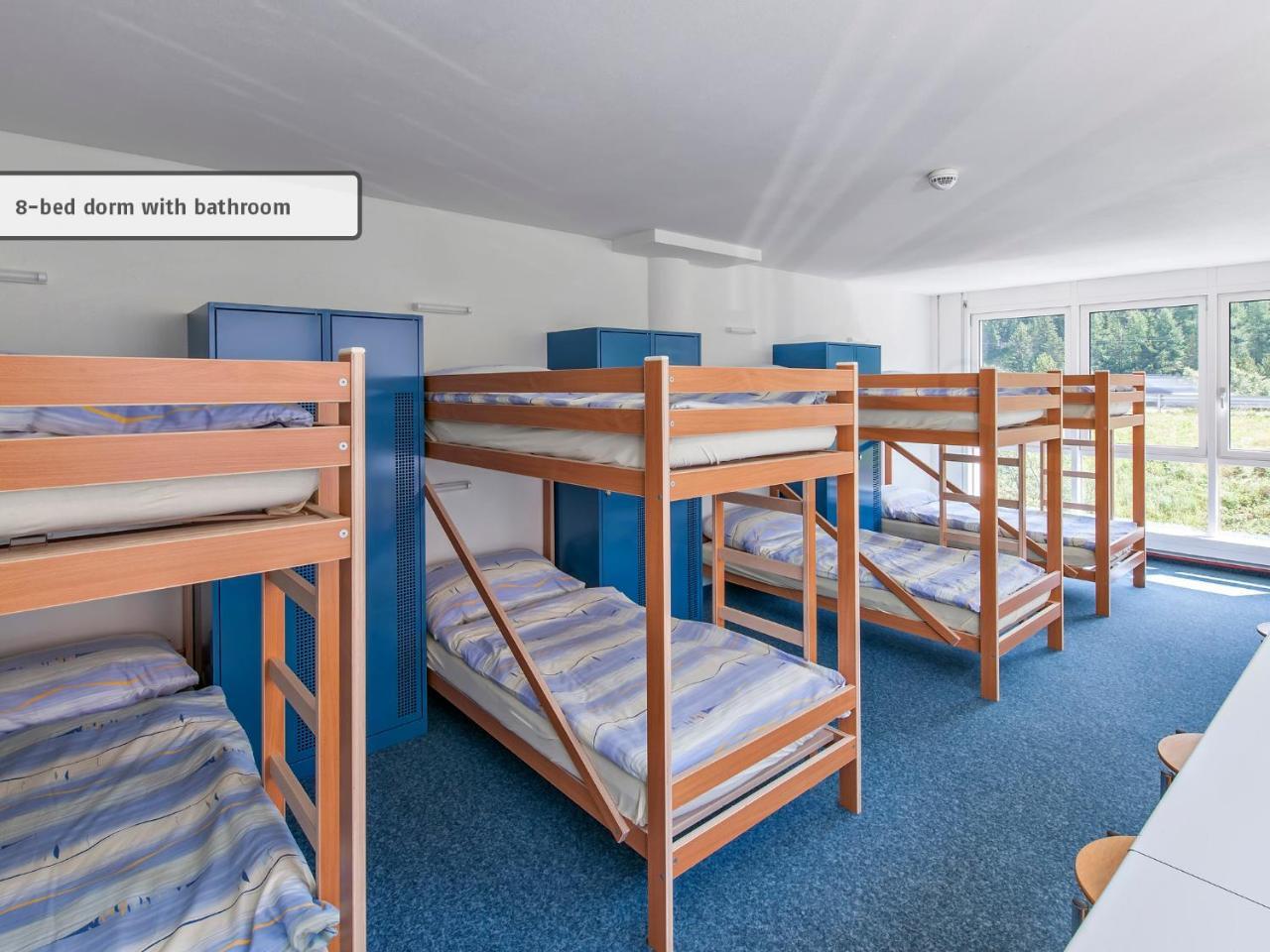 Hostel Inn Lodge Celerina/Schlarigna Zewnętrze zdjęcie