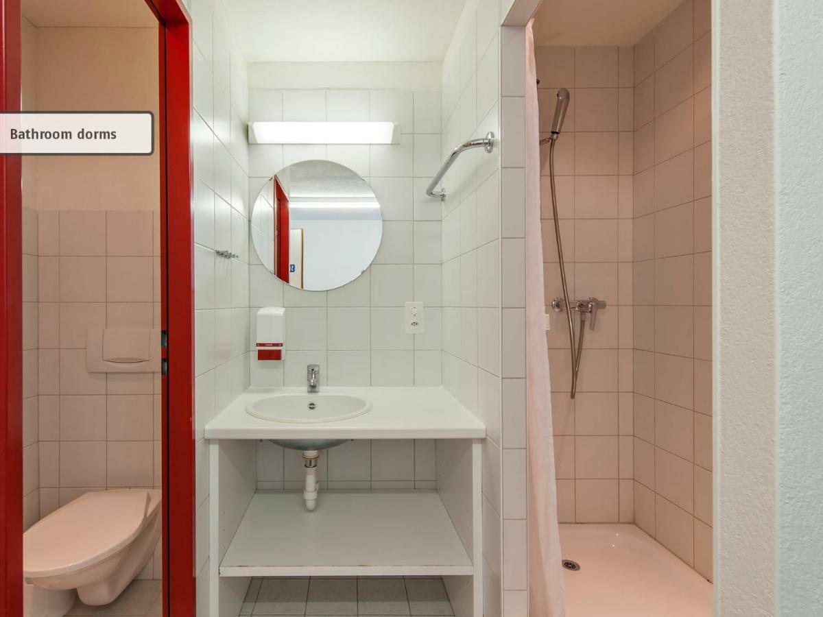 Hostel Inn Lodge Celerina/Schlarigna Zewnętrze zdjęcie